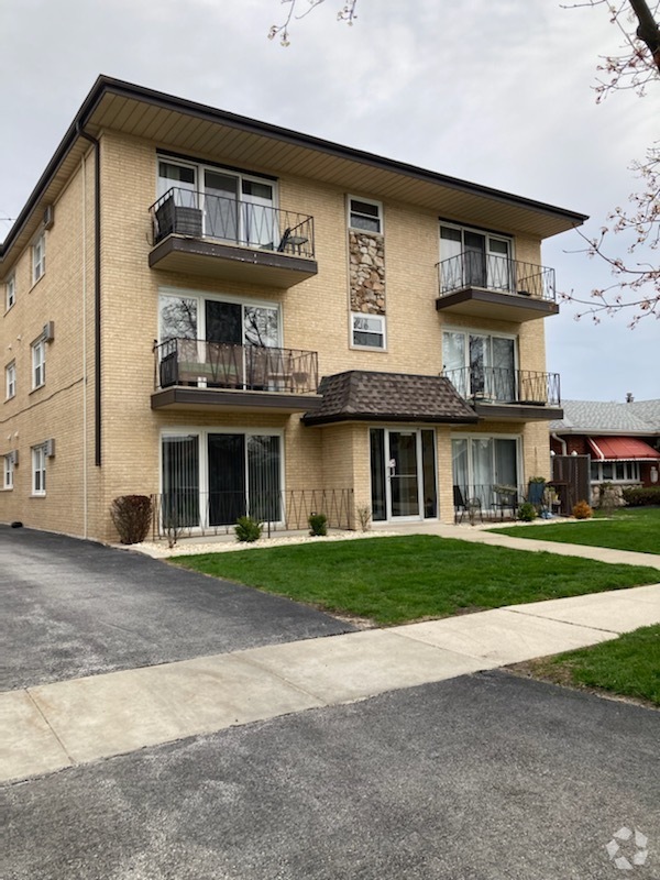 Building Photo - 9521 S Kilbourn Ave Rental