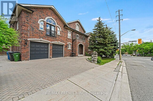 Photo - 916 Scarlett Rd