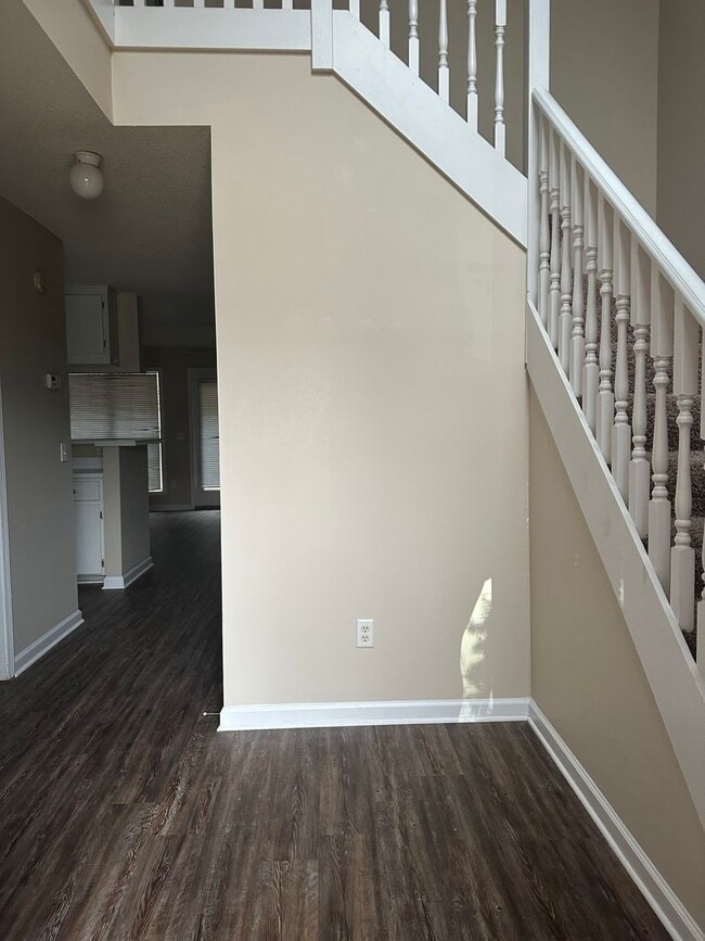 Photo - Dunwoody Subdivision - End Unit!  EXTRA PARKING!