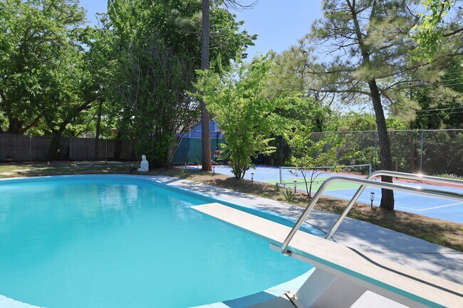 Photo - 8413 Tiffany Dr