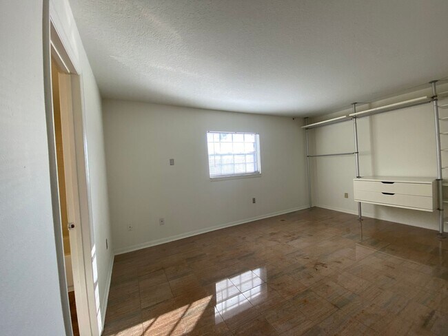Photo - Beautiful 1 Bed 1 Bath Apartment for Rent in Orlando, FL!