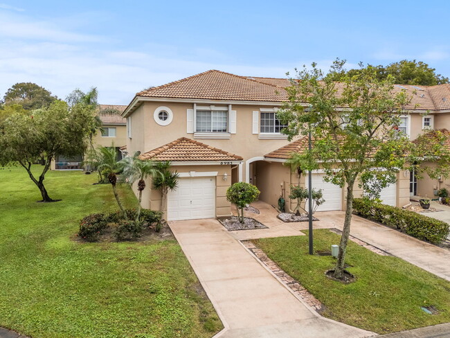 Photo - 6985 Brook Hollow Rd Townhome