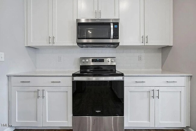 Photo - 3 Bedroom Townhome in Clayton