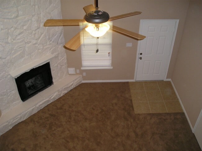 Photo - 5810 Twisted Pine Ct Unit B