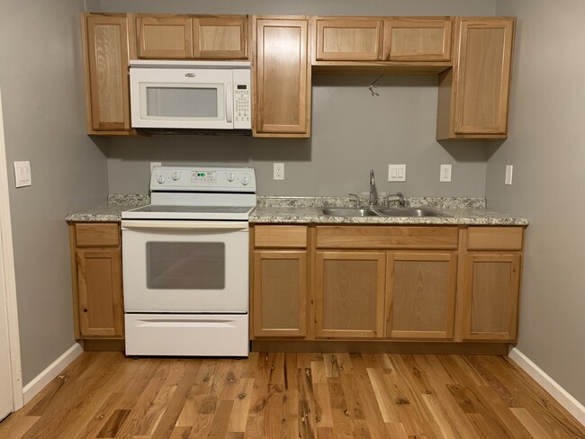 Photo - 1426 9th St Apartments Unit 4
