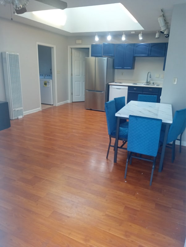 Photo - 200 Illinois St Unidad C