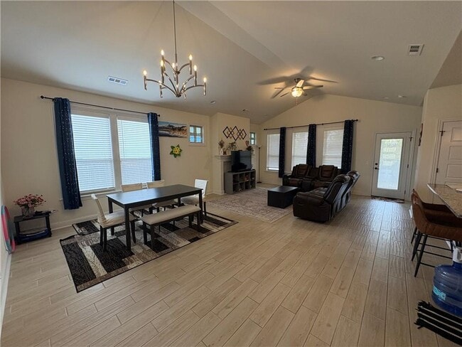 Photo - 5200 SW Kemptown Pl