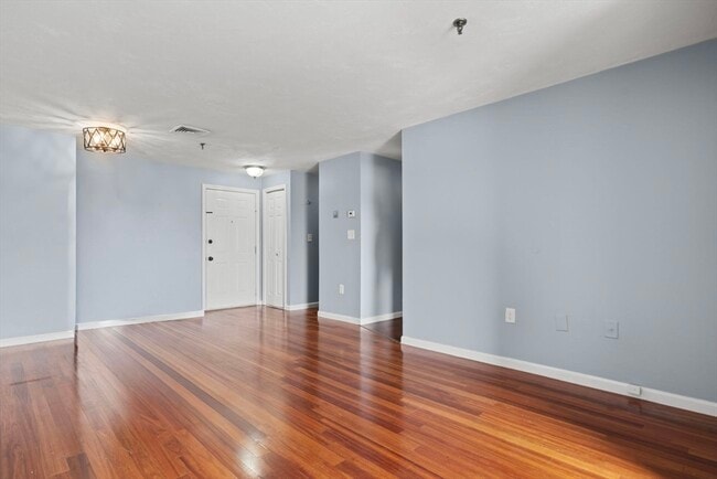 Photo - 230 Willard St Unit 602