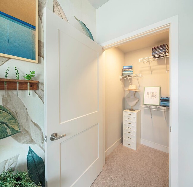 CALIXA Apartment Homes