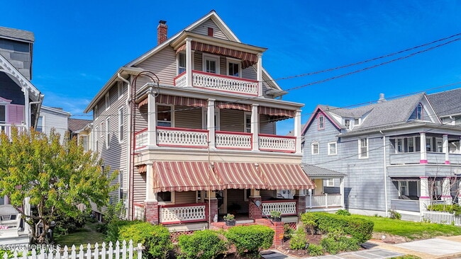 Building Photo - 31 Embury Ave