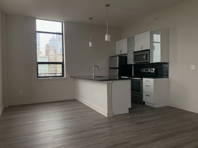 Photo - 1833 Lombard St Apartment Unit 2