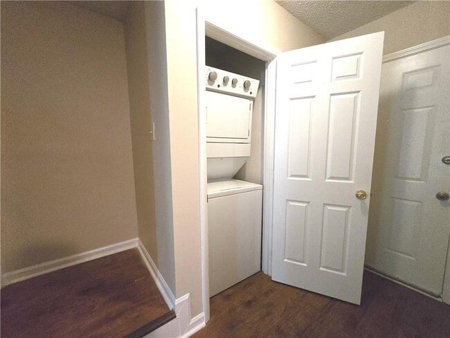 Photo - 227 Quail Run