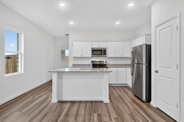 Photo - 2128 Mdw Pk Dr