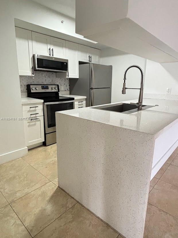 Building Photo - 410 S Park Rd Unit 207