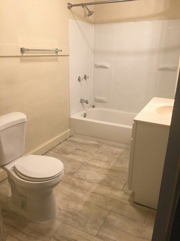 Photo - 3127 North Kenwood Avenue, Unit 3127