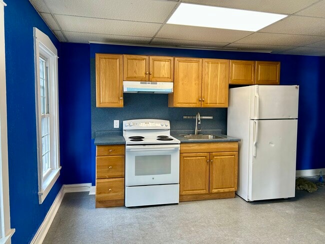 Photo - 703 N Queen St Unit 2