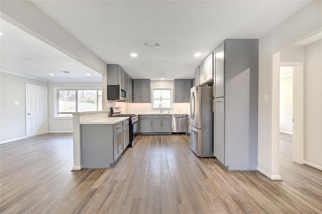 Photo - 6026 Clarewood Dr Casa