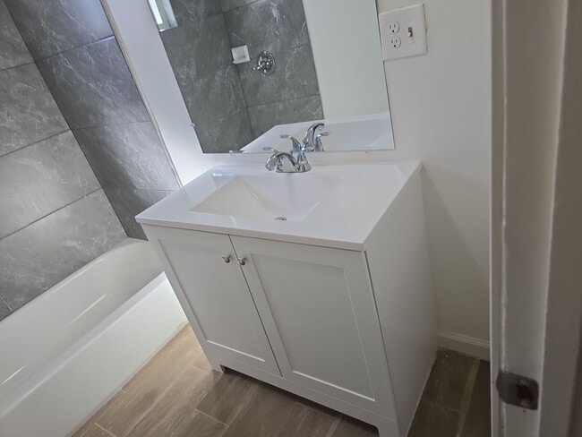 Photo - North Bakersfield- house 3bed/2 bath