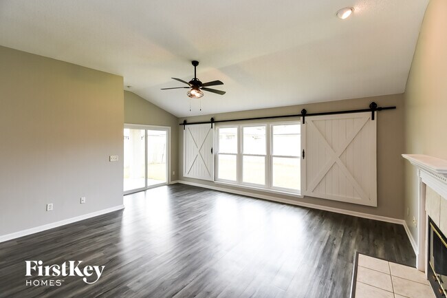 Photo - 1845 Northglen Cir