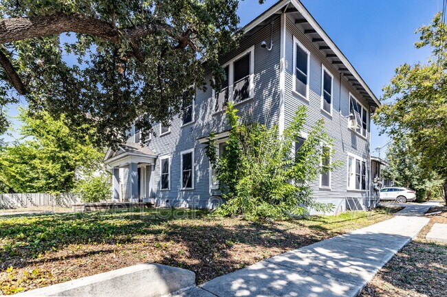 Photo - 721 E Euclid Ave
