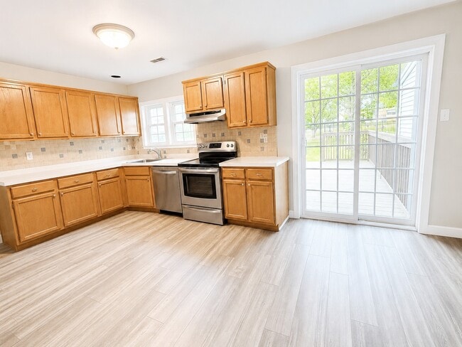 Photo - 739 Orley Pl