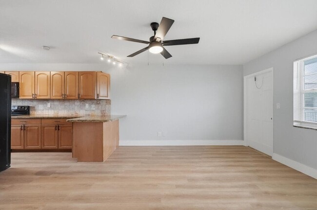 Photo - 6191 SW 37th St Unidad 210