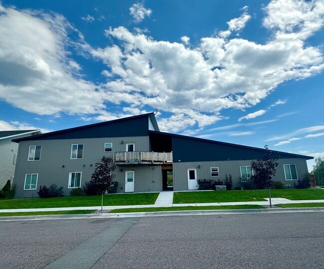 Photo - 10 Diane Rd Unit #2