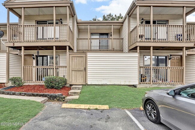 Photo - 2300 Twelve Oaks Dr Unit B4