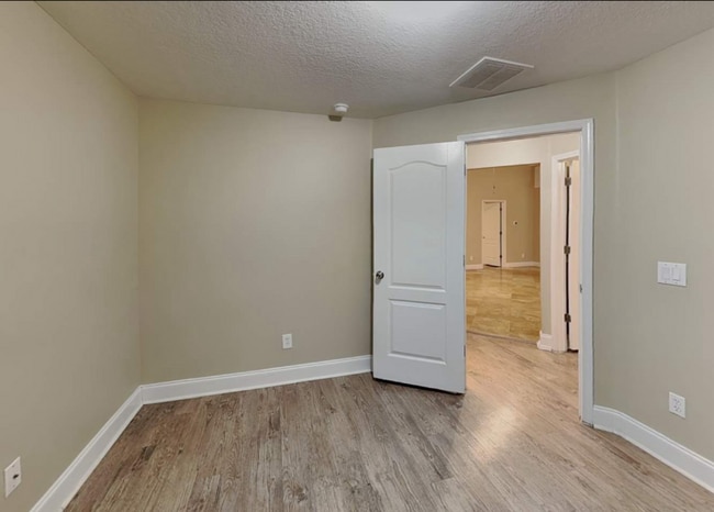 Photo - 13422 Fladgate Mark Drive