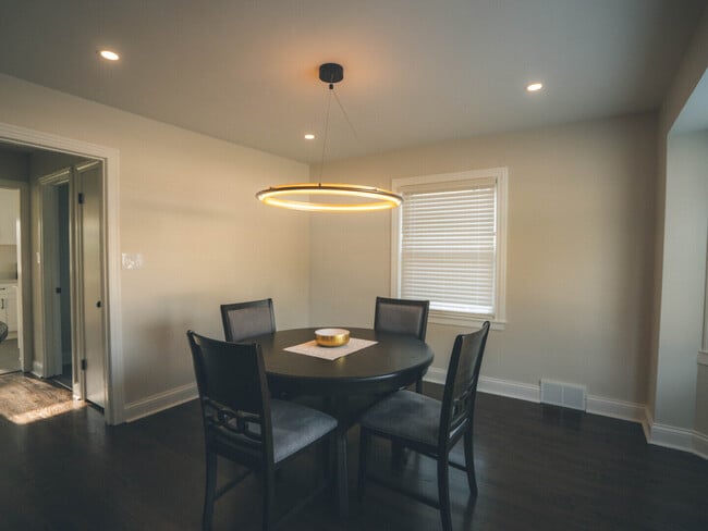 274 Berteau Ave