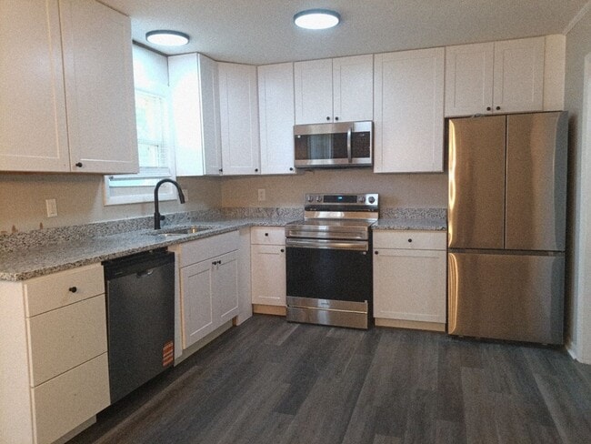 Photo - Charming 3-Bedroom Home in Augusta – Comfortable Living in Meadowbrook!