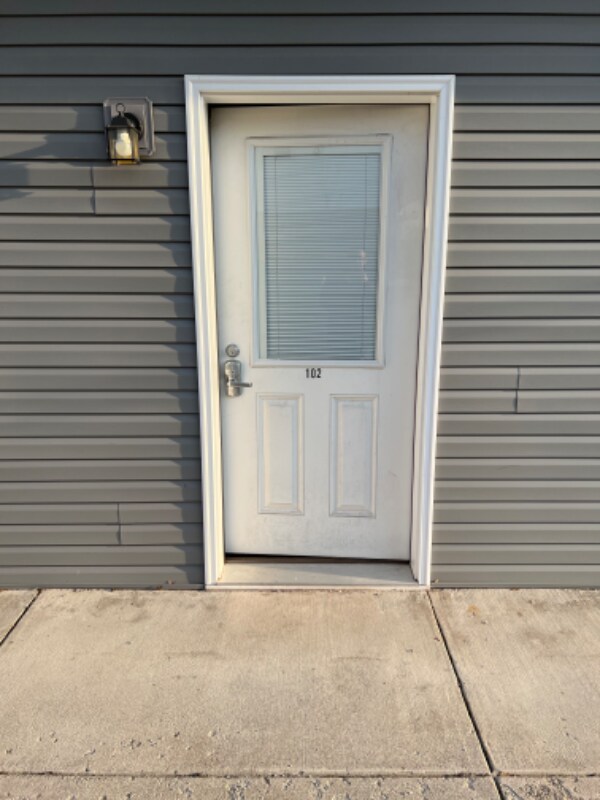 54 Franklin Ave Unit 102