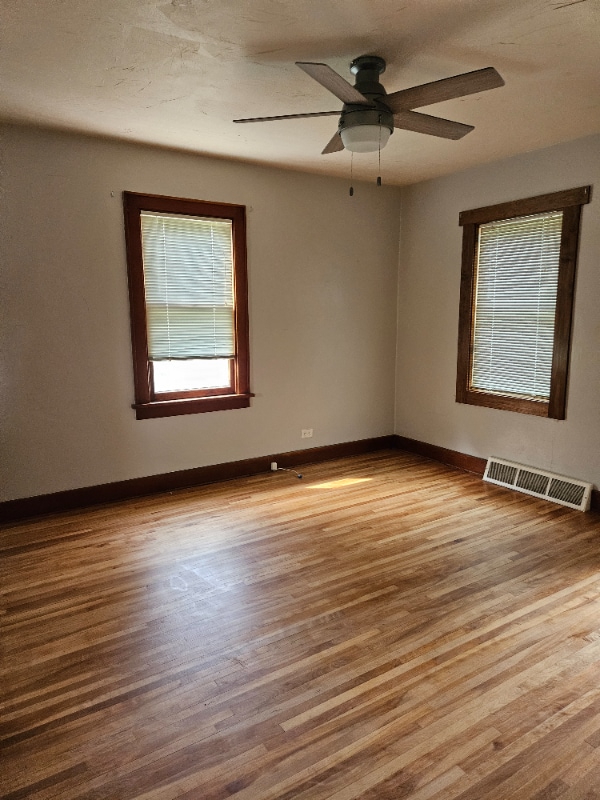 Photo - 421 Western Ave