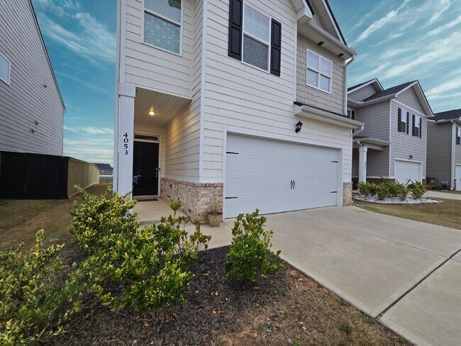 Photo - 4053 Crimson Pass