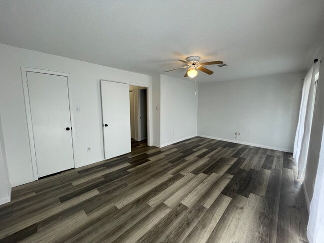 Photo - Enjoy living in Panorama Village and enjoy all it has to offer: 27-hole golf course, 3 city parks...
