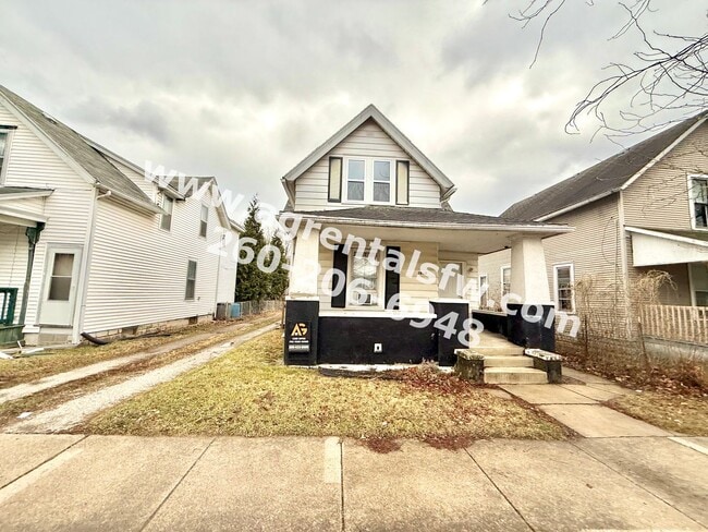 Building Photo - 2639 Indiana Ave Unit 1/2