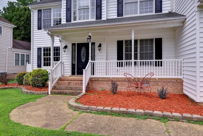 Photo - Spacious Home with 1st Floor Master!