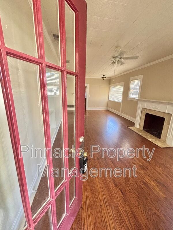 Photo - 515 S Madison St
