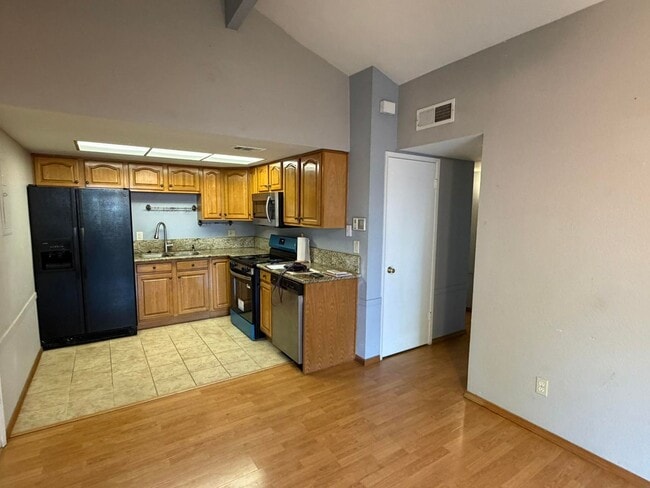 Photo - 3731-3733 Scallop Court Unit 3733