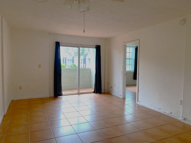 10000 NW 80th Ct Unit 2537