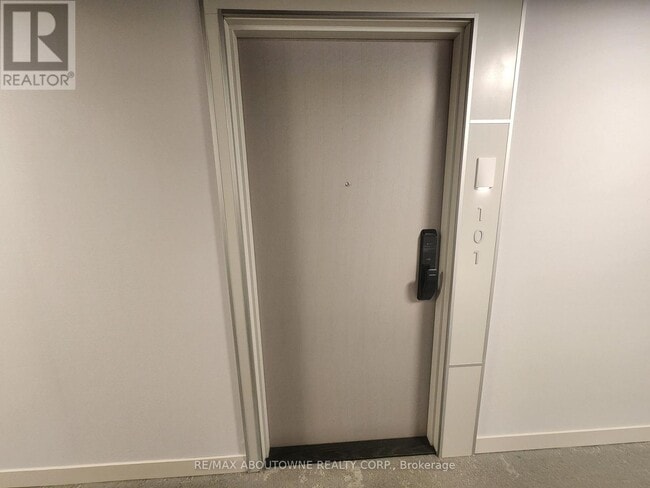 Photo - 3210 Dakota Cmn Unité 101