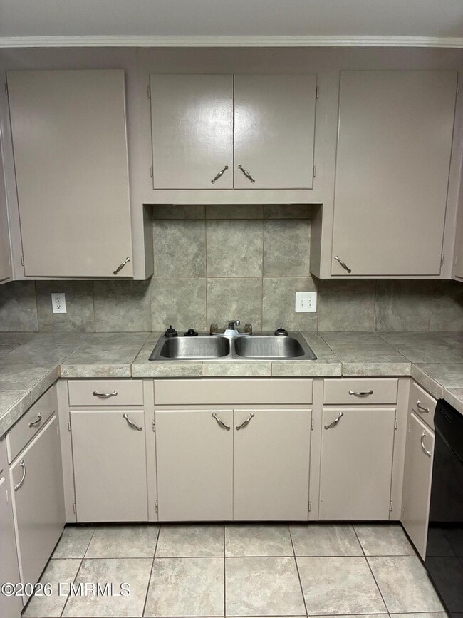 Photo - 2419 45th St