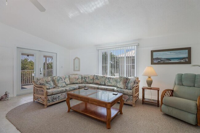 Photo - 2804 Avenue C