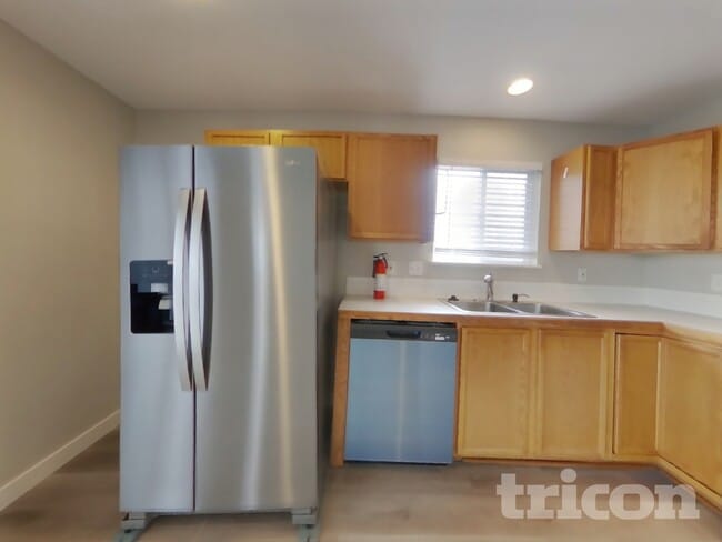 Photo - 500 N 28th Ave