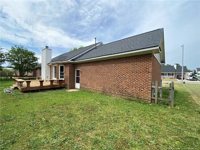 1175 Helmsley Dr