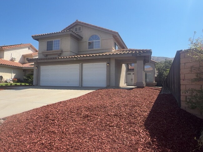 Building Photo - 9586 Shadow Springs Dr