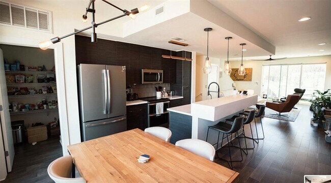 Photo - 604 N Bluff Dr Unidad 248