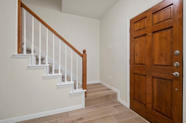 Photo - 13 E Willowood Ct