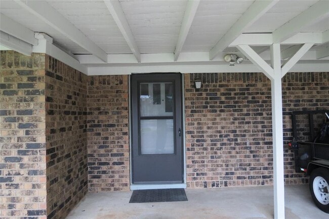 Photo - 3120 Montgomery Rd Casa