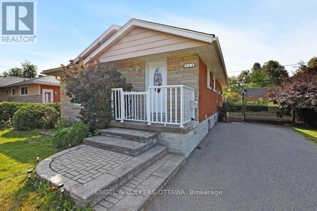 Photo - 814 Pleasant Park Rd